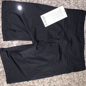 Fast and Free Short 8” *Cool